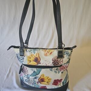 Stone &‎ co white floral bag *broken zipper*